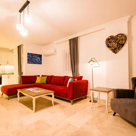 Garden Court Apartamento Kalkan